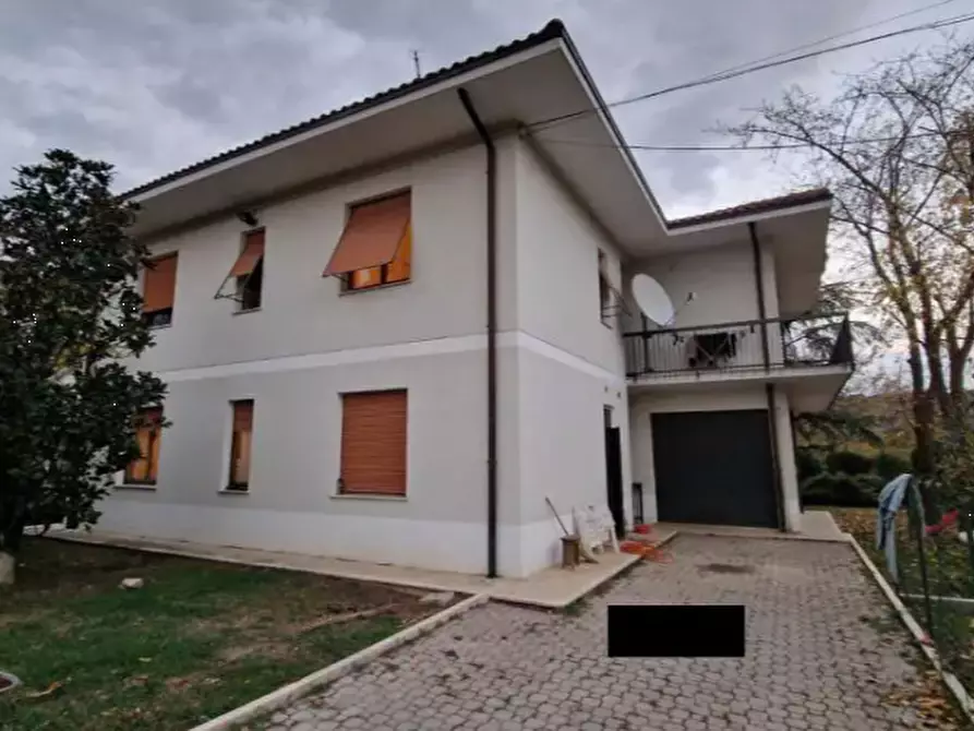 Immagine 3 di Appartamento in vendita  in Via Valtresca a Fossombrone