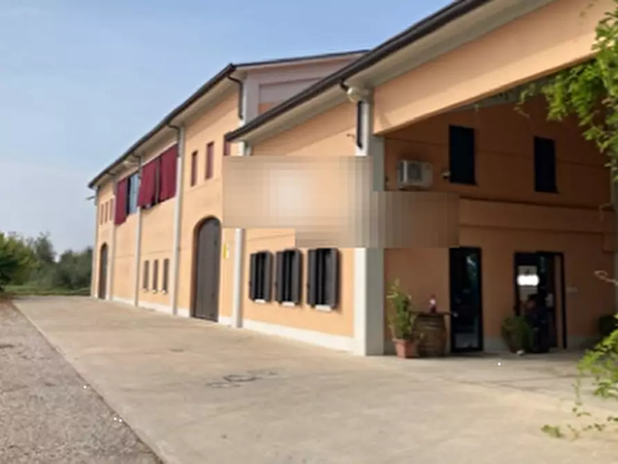 Immagine 1 di Magazzino in vendita  in Via A. Vandini a Ravarino