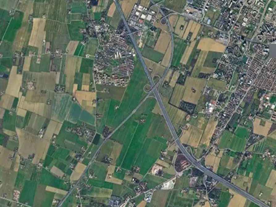 Immagine 2 di Magazzino in vendita  in Stradello Piradello a Modena