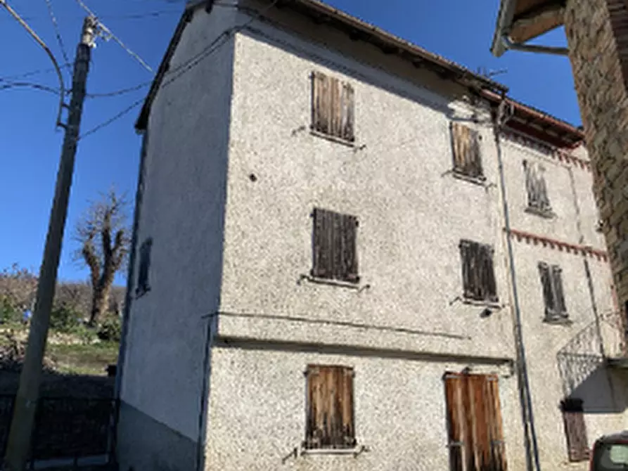 Immagine 1 di Porzione di casa in vendita  in Via Dei Martiri a Palagano