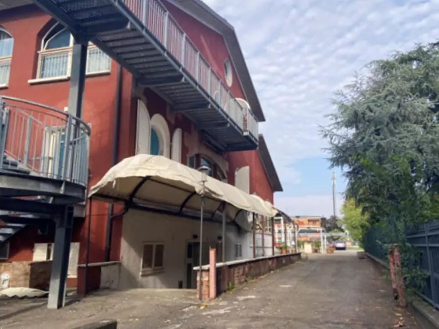 Immagine 2 di Hotel in vendita  in Via Canaletto a Bastiglia