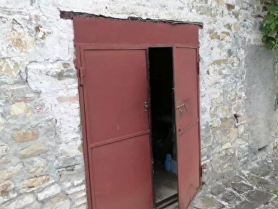 Immagine 2 di Stabile in vendita  in Strada Provinciale 28 a Palagano