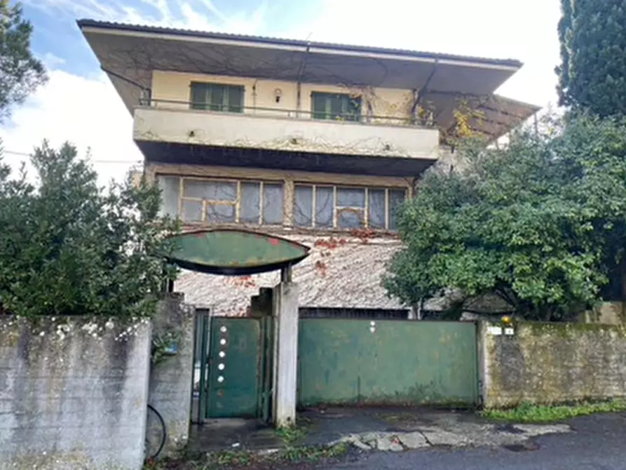 Immagine 1 di Porzione di casa in vendita  in Via Guglielmo Marconi a Gambassi Terme