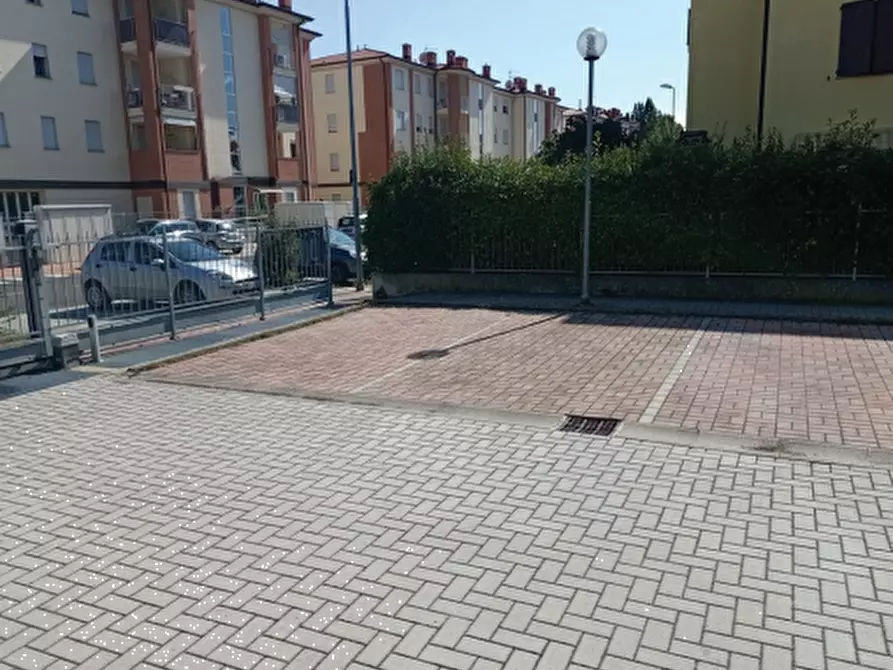 Immagine 1 di Posto auto in vendita  in Via Natalini Marchi a Savignano Sul Panaro