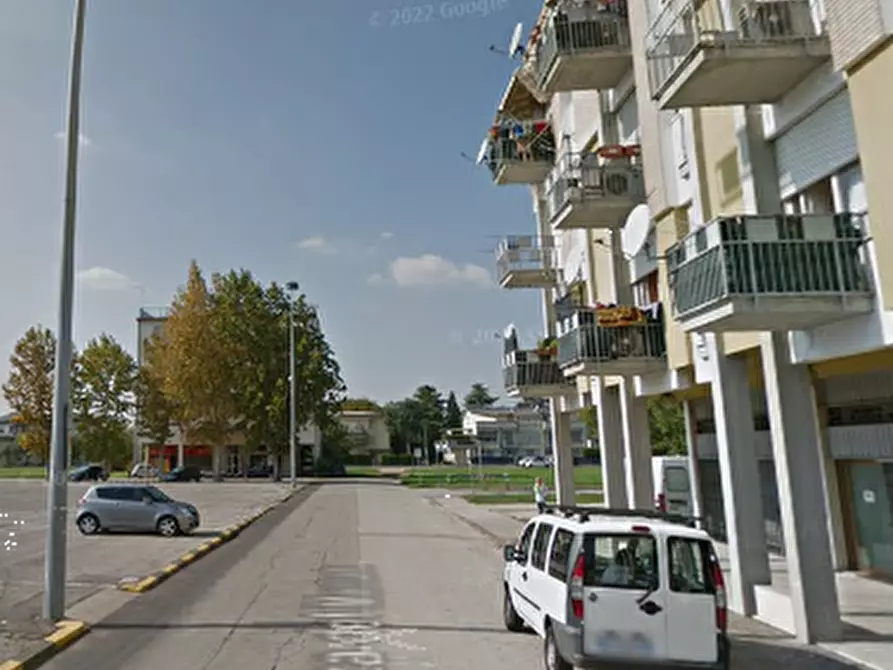 Immagine 2 di Appartamento in vendita  in Piazza del Mercato  a Abano Terme