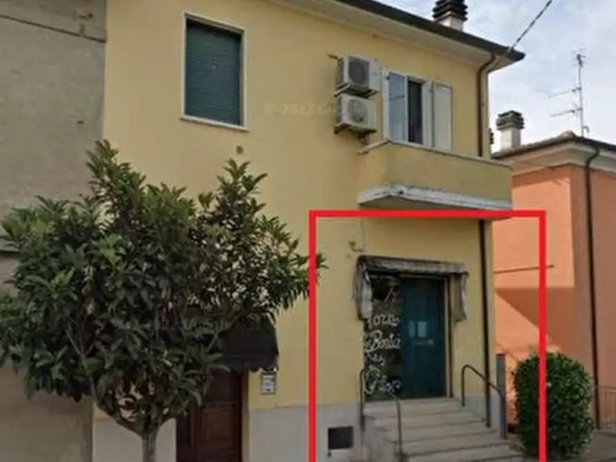 Immagine 1 di Negozio in vendita  in Via Armando Diaz a Castrocaro Terme E Terra Del Sole