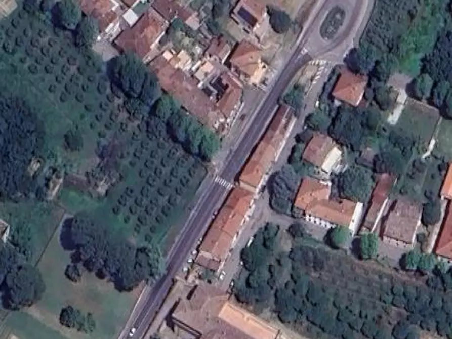 Immagine 10 di Negozio in vendita  in Via Armando Diaz a Castrocaro Terme E Terra Del Sole