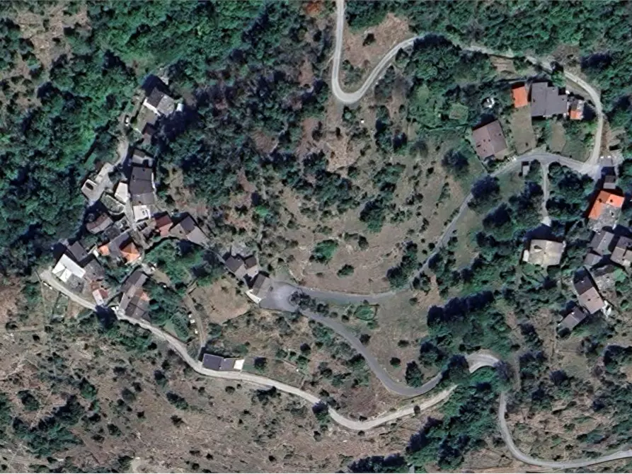 Immagine 4 di Casa indipendente in vendita  in Frazione Seghino Inferiore a Mompantero