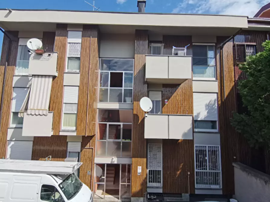 Immagine 2 di Appartamento in vendita  in Via Oberdan a Brugherio