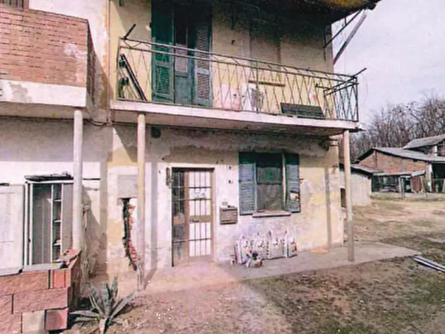 Immagine 11 di Porzione di casa in vendita  in Via Cascina Venturina a Garlasco