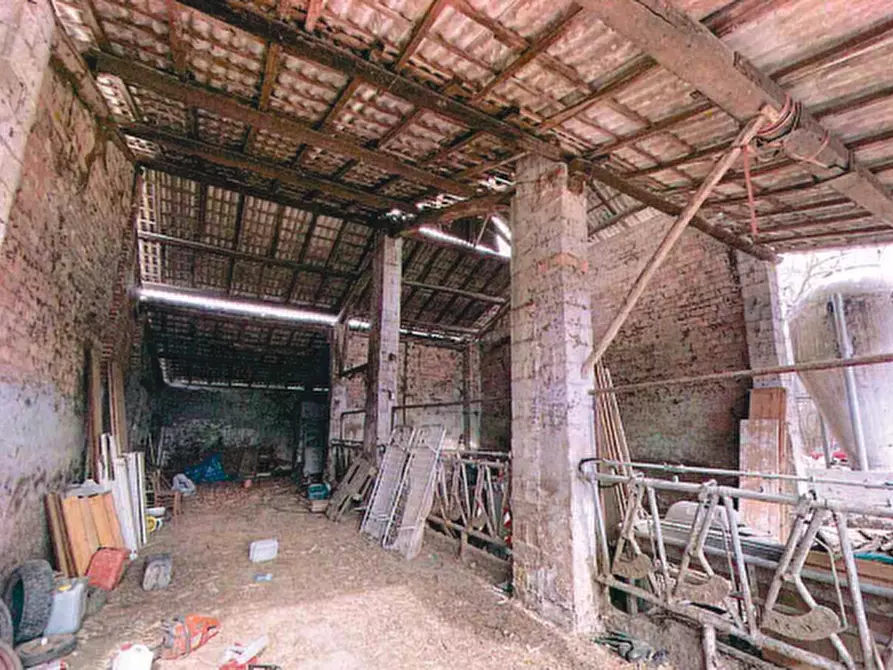 Immagine 12 di Porzione di casa in vendita  in Via Cascina Venturina a Garlasco