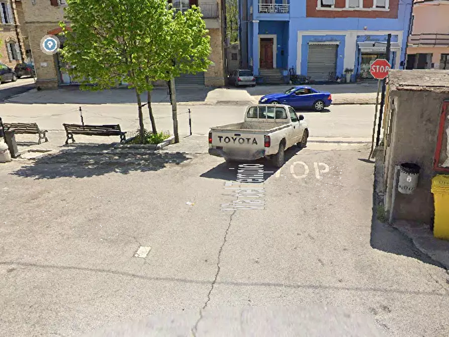 Immagine 10 di Negozio in vendita  in Largo Faleria a Falerone