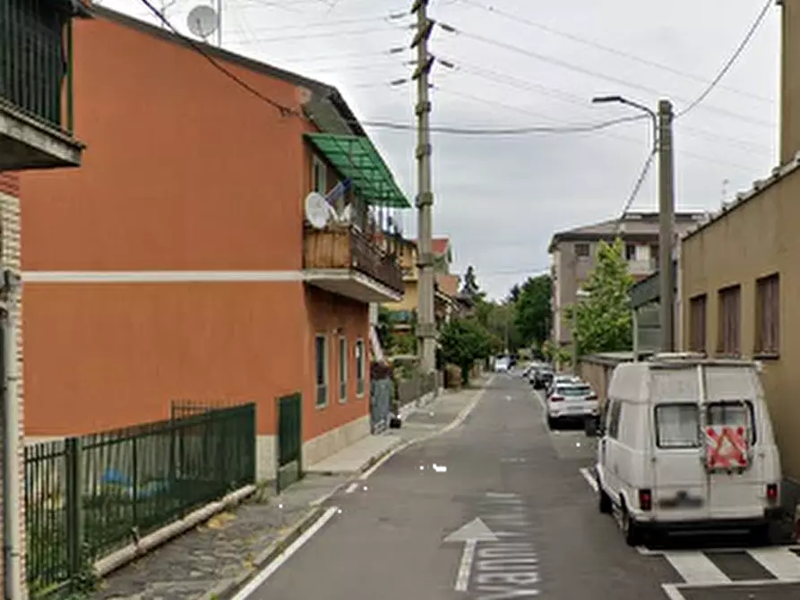 Immagine 7 di Appartamento in vendita  in Via Pascoli  a Limbiate