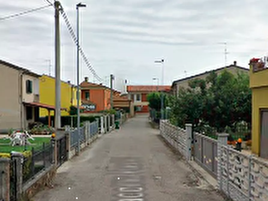 Immagine 11 di Terreno edificabile in vendita  in Via Giacomo Puccini a Casaleone