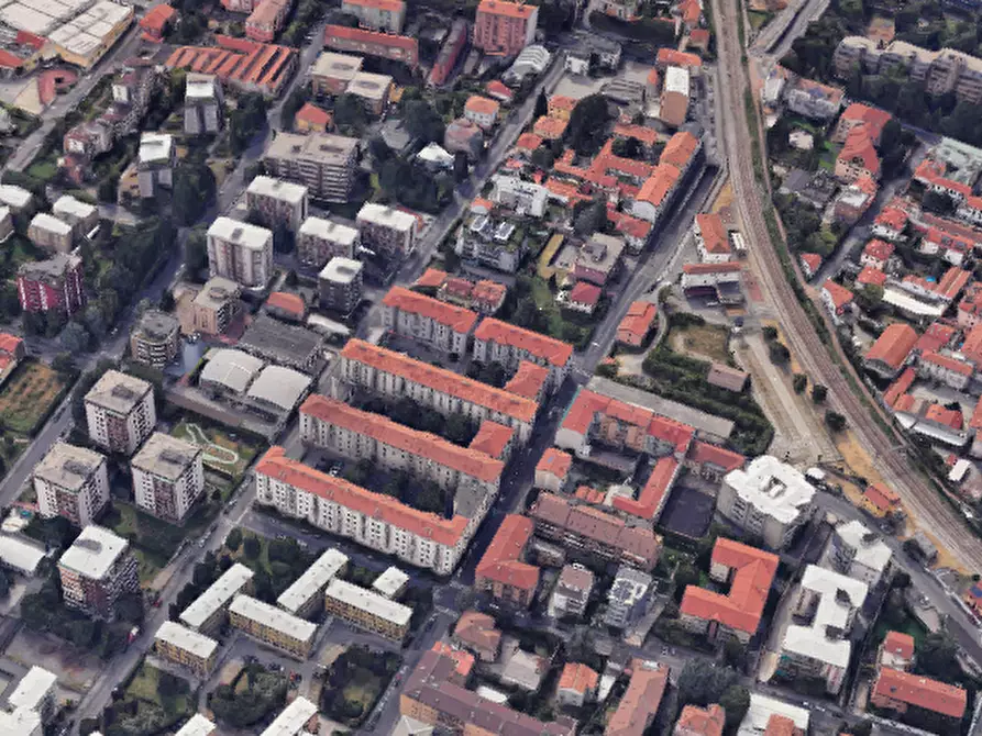 Immagine 14 di Posto auto in vendita  in Via Emilio Borsa  a Monza