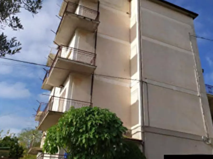 Immagine 2 di Appartamento in vendita  in C.da Santa Petronilla a Fermo