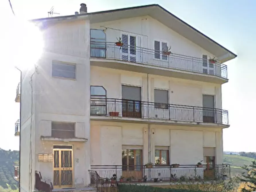 Immagine 10 di Appartamento in vendita  in C.da Santa Petronilla a Fermo