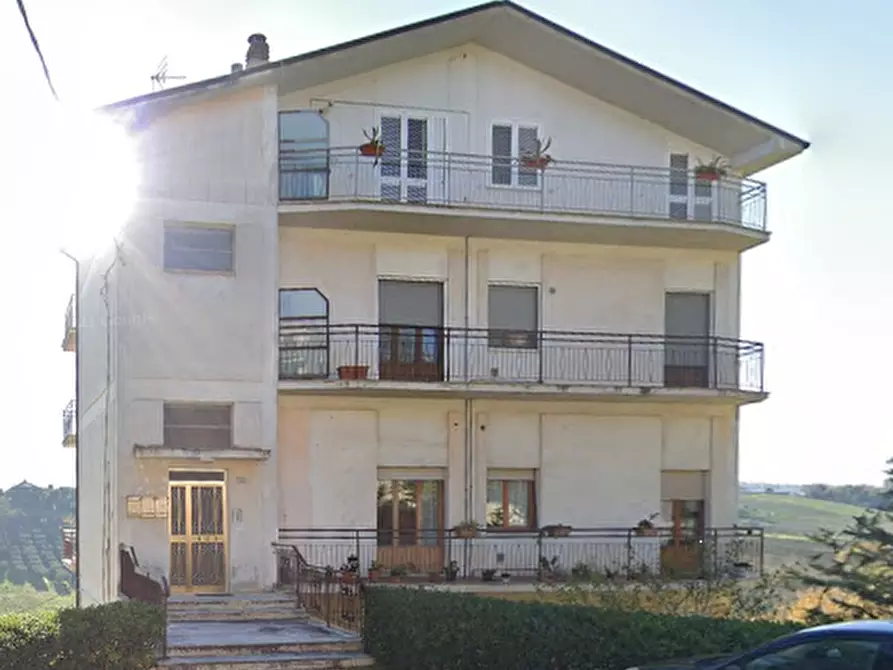 Immagine 16 di Appartamento in vendita  in C.da Santa Petronilla a Fermo