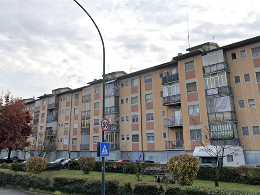 Immagine 2 di Appartamento in vendita  in Via degli Abeti  a Torino