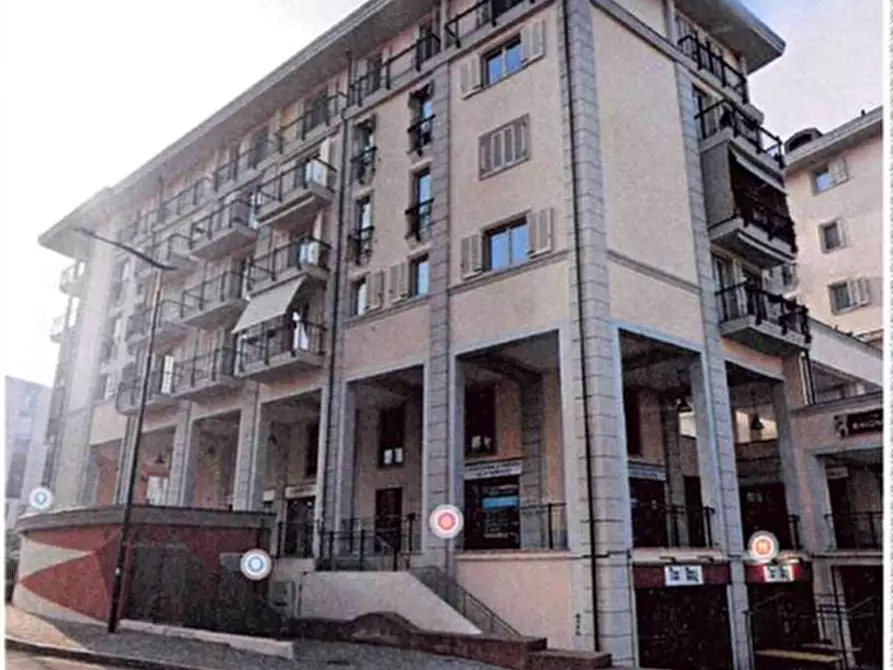 Immagine 1 di Negozio in vendita  in Corso Susa  a Rivoli