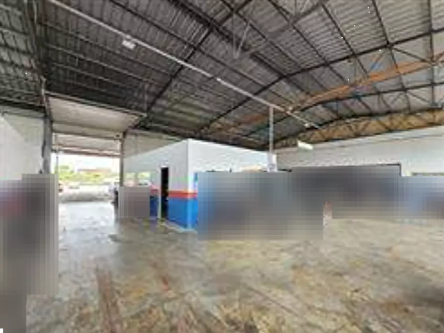 Immagine 2 di Negozio in vendita  in Via V. Colonna a Francavilla Al Mare