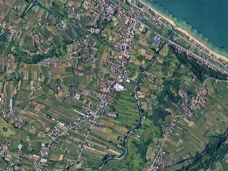 Immagine 8 di Negozio in vendita  in Via V. Colonna a Francavilla Al Mare