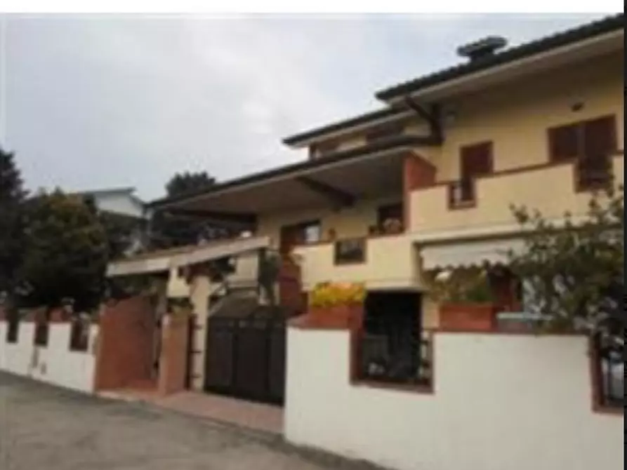 Immagine 1 di Porzione di casa in vendita  in Via Chiacchiaretta a San Giovanni Teatino