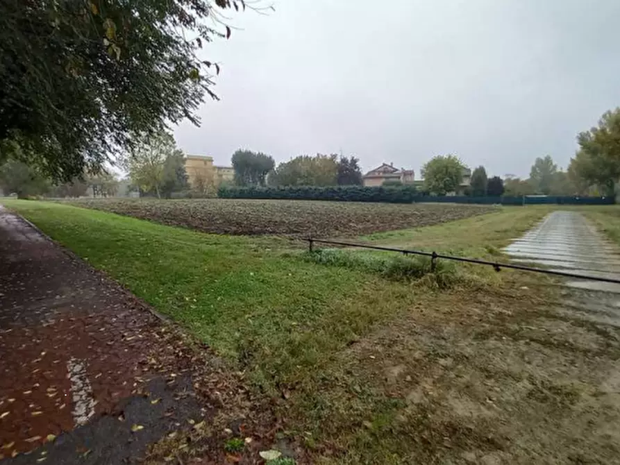 Immagine 1 di Terreno agricolo in vendita  in Via Cicerone a Parma