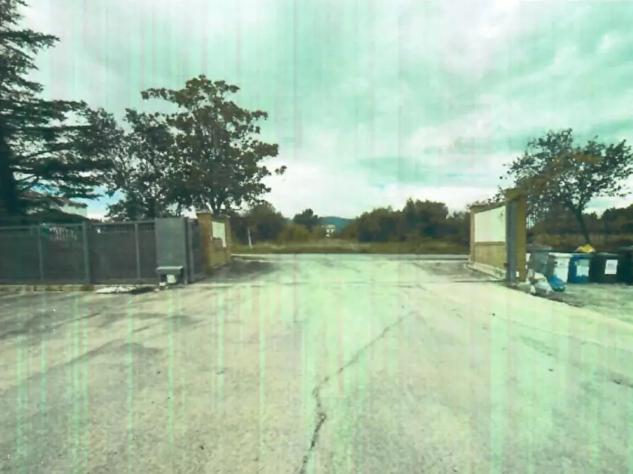 Immagine 1 di Capannone industriale in vendita  in Contrada Sterparo a Orsogna