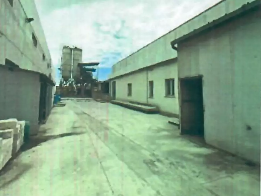 Immagine 7 di Capannone industriale in vendita  in Contrada Sterparo a Orsogna