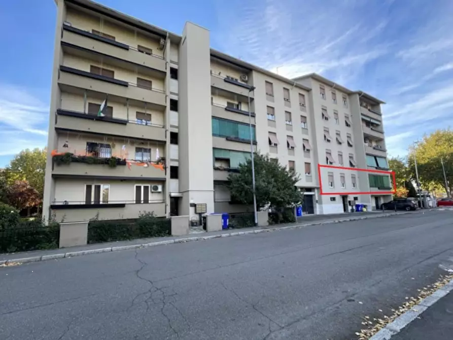 Immagine 4 di Appartamento in vendita  in via XXIV Maggio a Parma