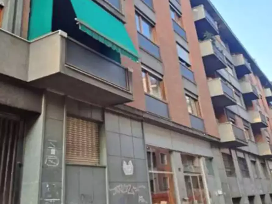Immagine 1 di Appartamento in vendita  in Via Michelangelo Buonarroti  a Torino