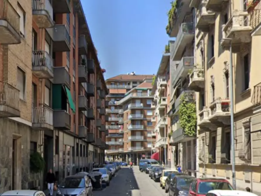 Immagine 11 di Appartamento in vendita  in Via Michelangelo Buonarroti  a Torino