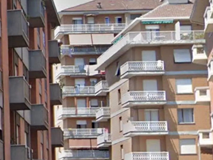 Immagine 12 di Appartamento in vendita  in Via Michelangelo Buonarroti  a Torino