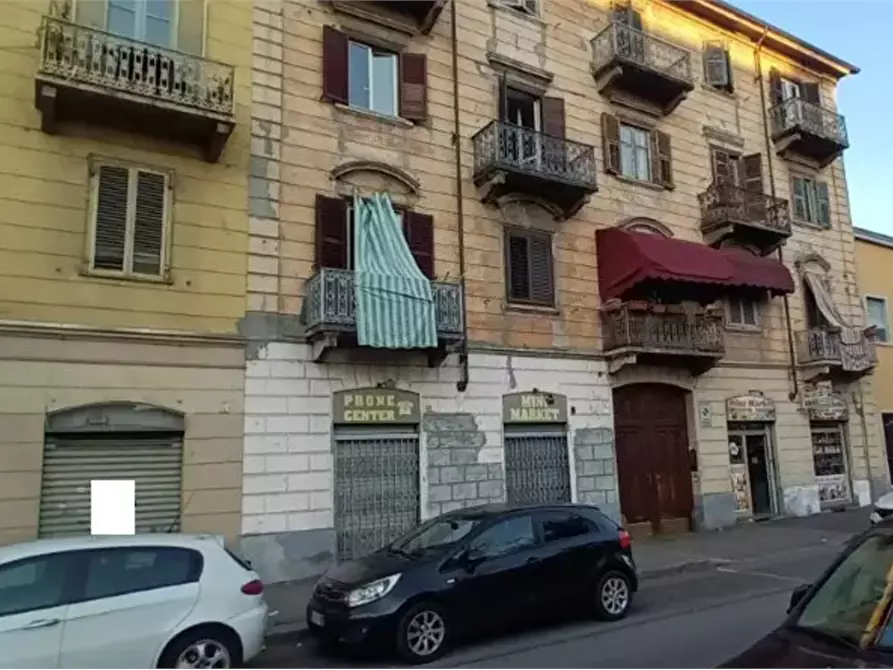 Immagine 2 di Negozio in vendita  in Corso vigevano  a Torino