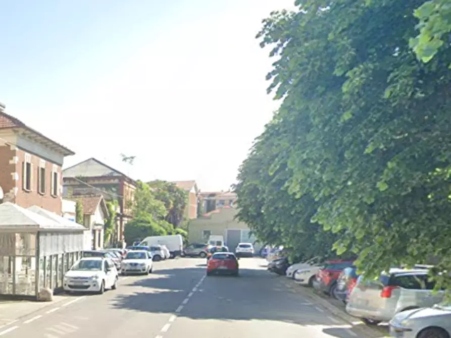 Immagine 19 di Garage in vendita  in Viale Mamiani  a Pinerolo