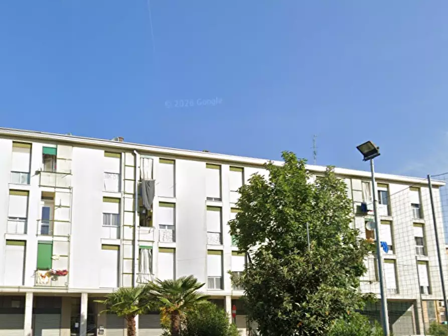 Immagine 5 di Appartamento in vendita  in Via Sant'Ambrogio a Solaro