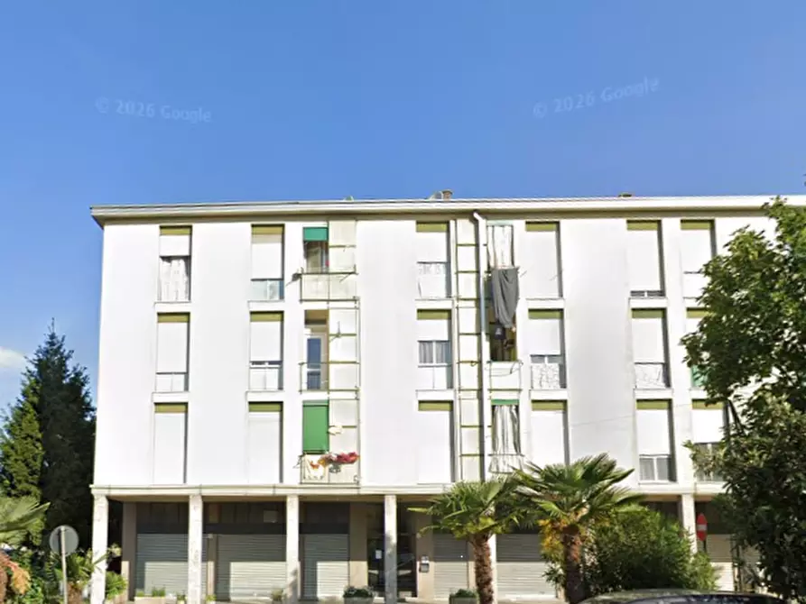 Immagine 10 di Appartamento in vendita  in Via Sant'Ambrogio a Solaro