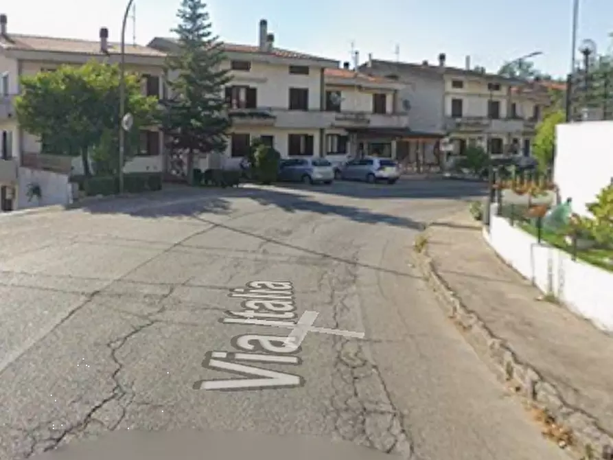 Immagine 2 di Capannone industriale in vendita  in Contrada Sterparo a Orsogna