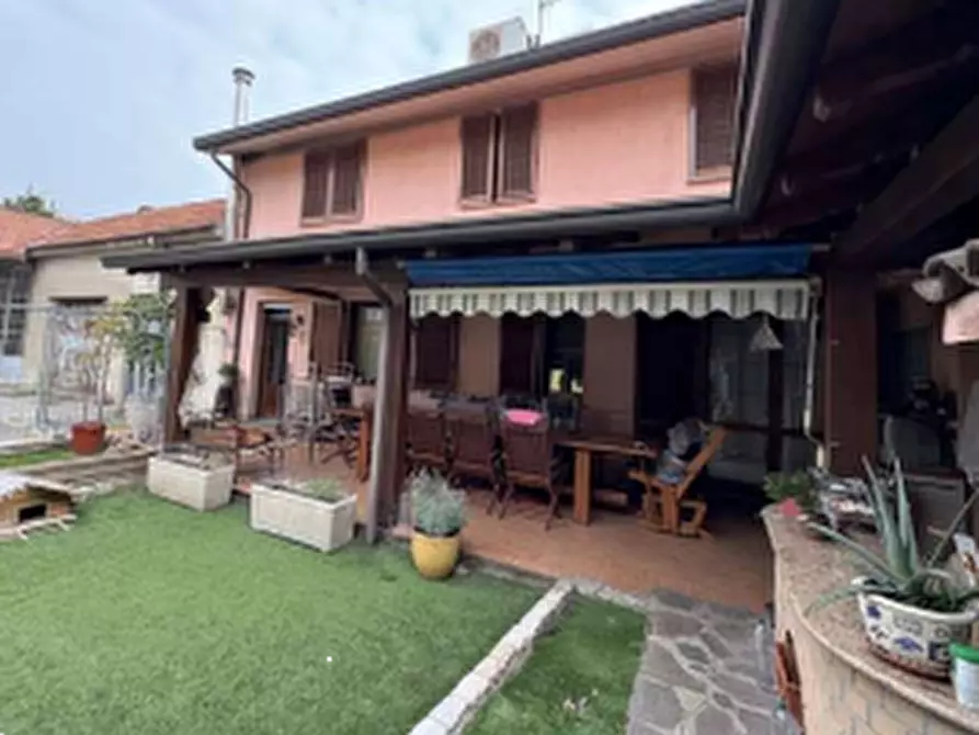 Immagine 1 di Appartamento in vendita  in Via G. Agnesi a Cesano Maderno