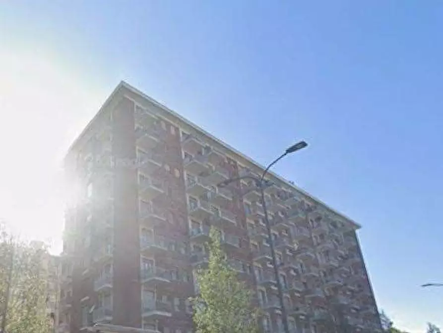 Immagine 3 di Appartamento in vendita  in Via Sandro Botticelli a Torino