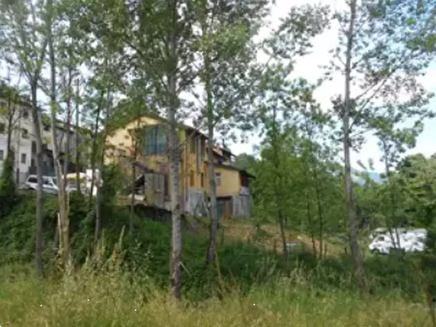 Immagine 7 di Stabile in vendita  in Strada Vecciatica a Monchio Delle Corti