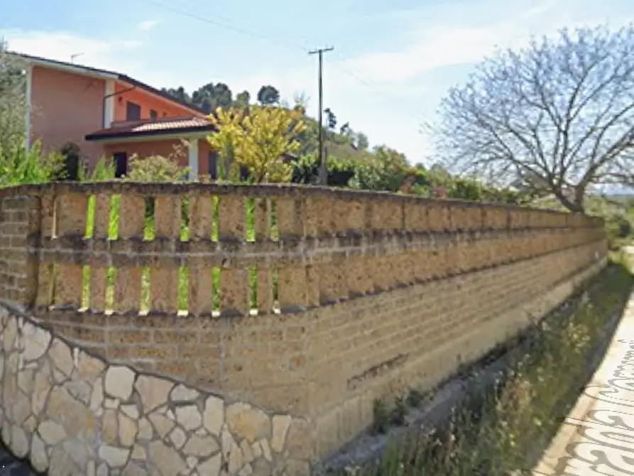 Immagine 6 di Appartamento in vendita  in Contrada Valle Sant'Angelo a Miglianico