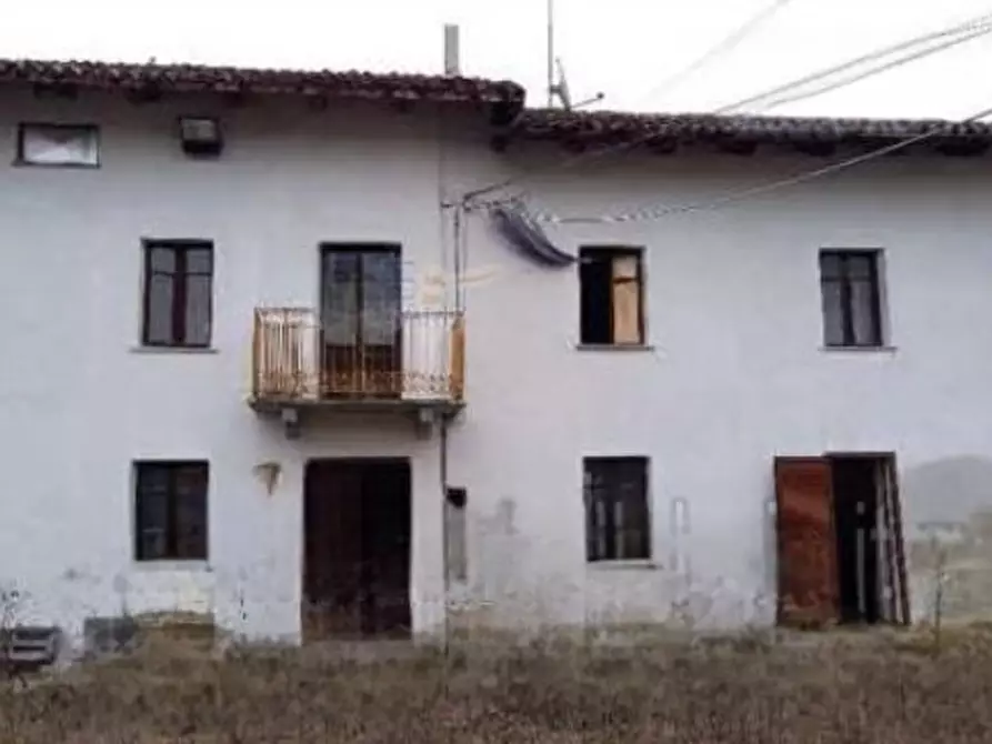 Immagine 1 di Casa indipendente in vendita  in Via Rivella a Castagnole Delle Lanze