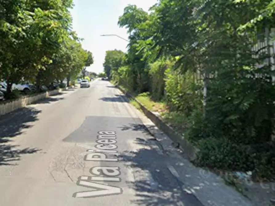 Immagine 4 di Ufficio in vendita  in Via Picena a Chieti