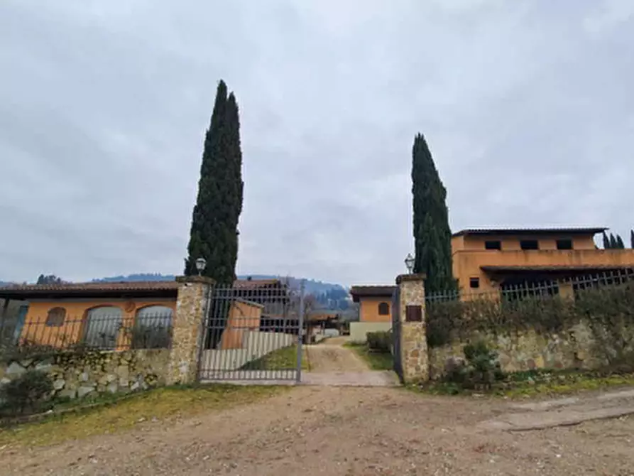 Immagine 15 di Appartamento in vendita  in Via Varnalese a Bagno A Ripoli