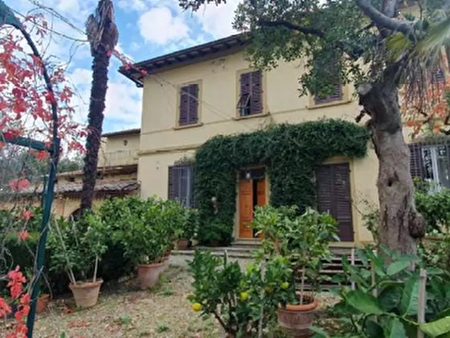 Immagine 39 di Appartamento in vendita  in Via Varnalese a Bagno A Ripoli