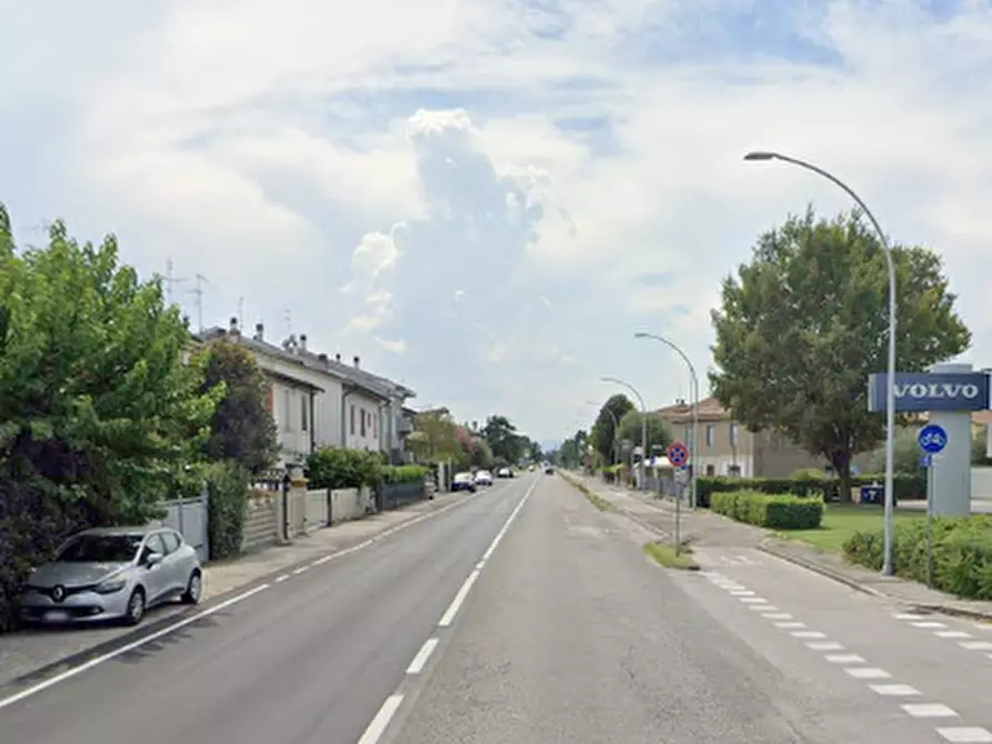 Immagine 7 di Porzione di casa in vendita  in Via Ravegnana a Forli'