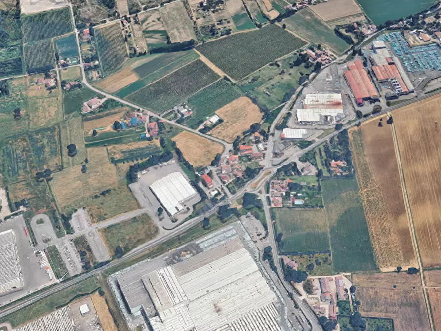 Immagine 12 di Stabile in vendita  in Via Canaletta a Casalgrande