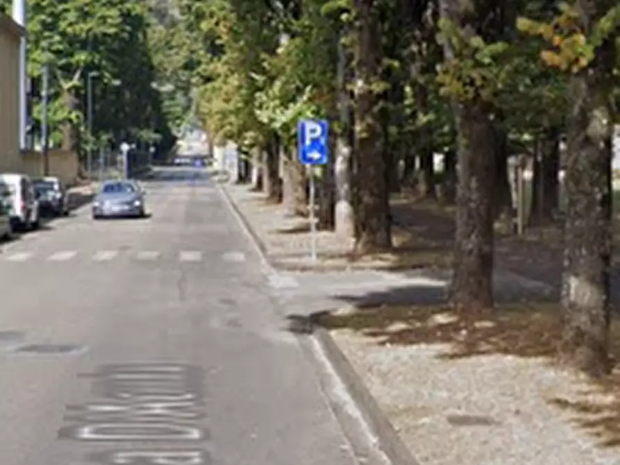 Immagine 5 di Garage in vendita  in Via Duca D'Aosta a Valdagno